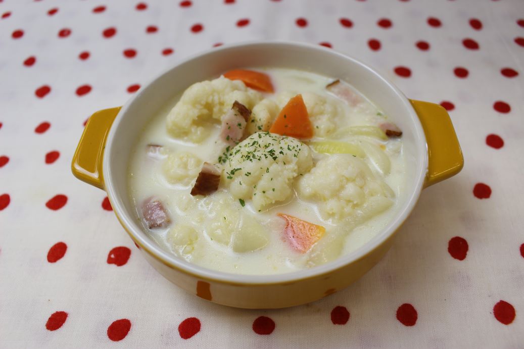 カリフラワーの塩麹スープ