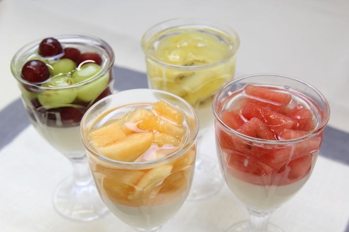 色とりどりフルーツパンナコッタ