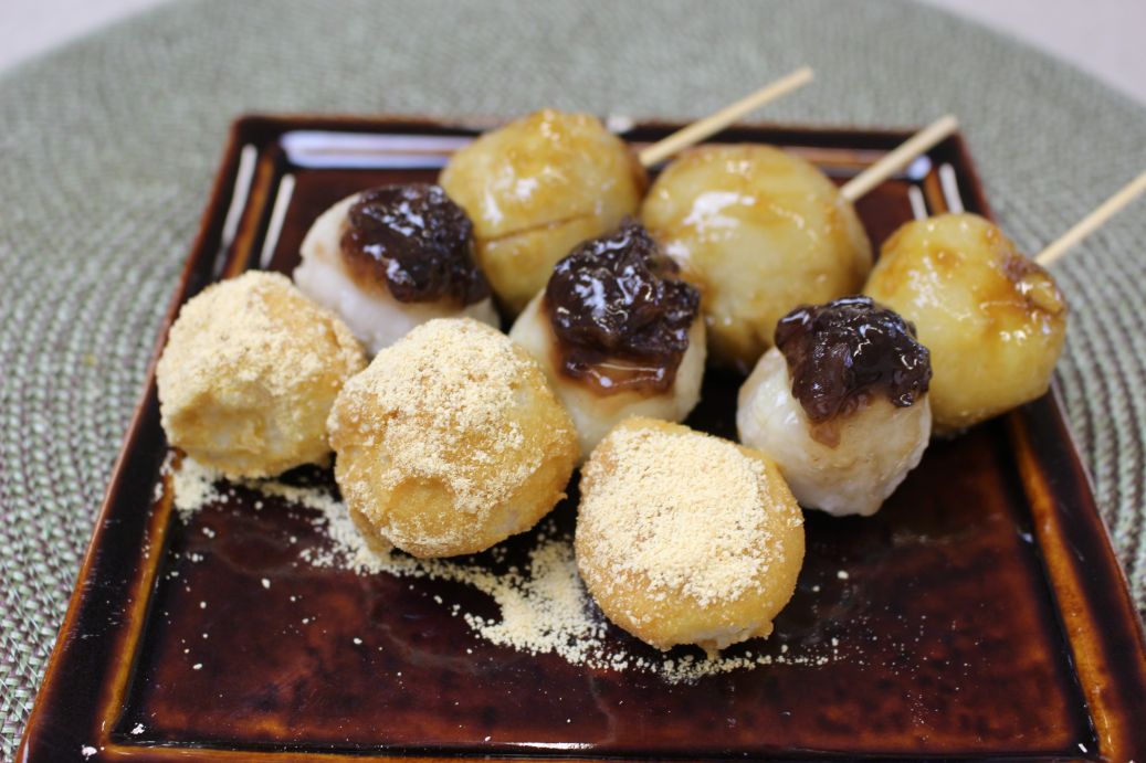 里芋の三色団子