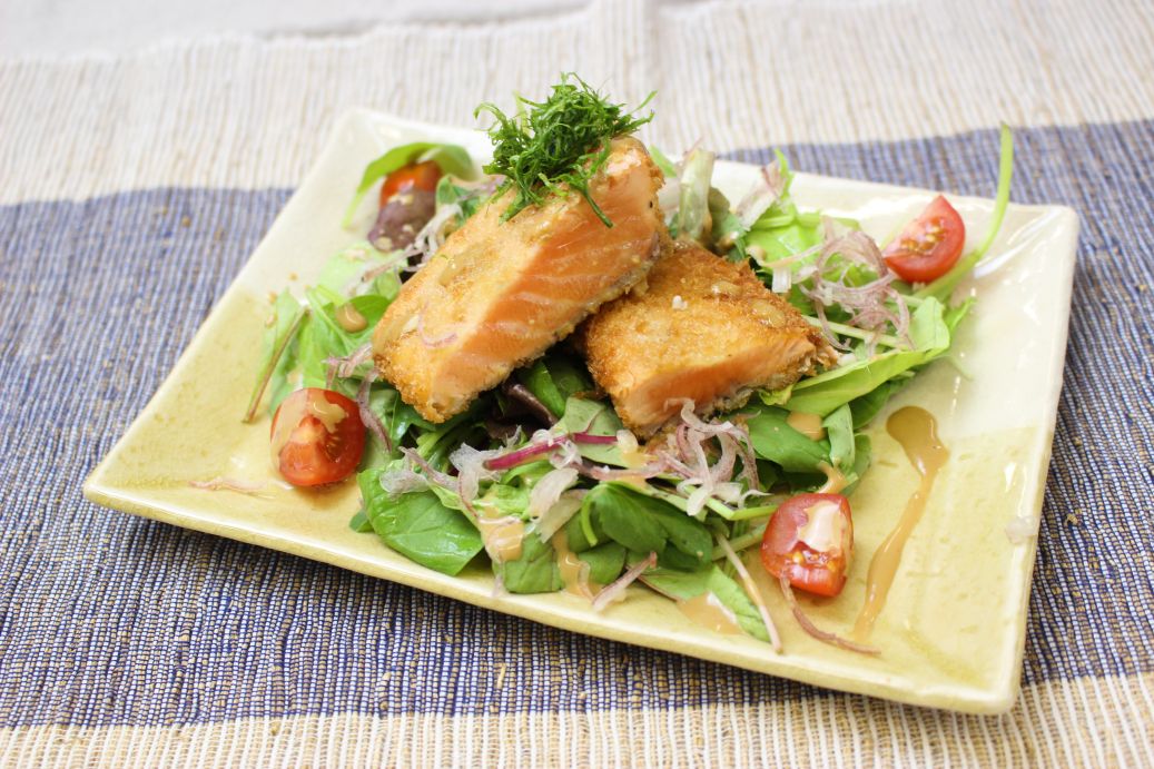 レアサーモンのわさびマヨネーズソース